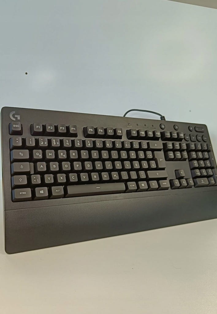 ca6eb93aaa9153989306efbf094cae49